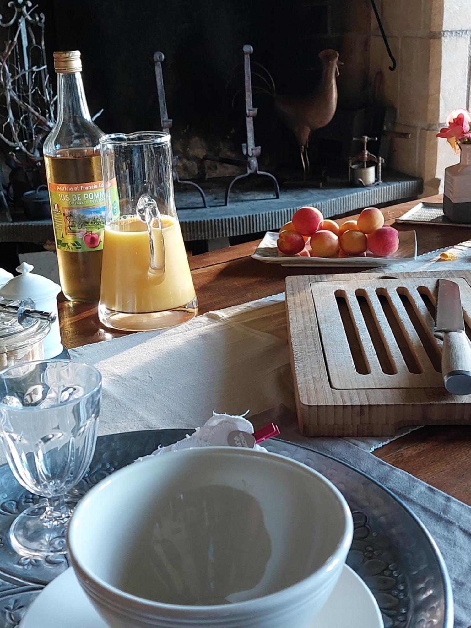Bed and Breakfast Au Bonheur d'Alphonse à Lusignan-Petit Extérieur photo